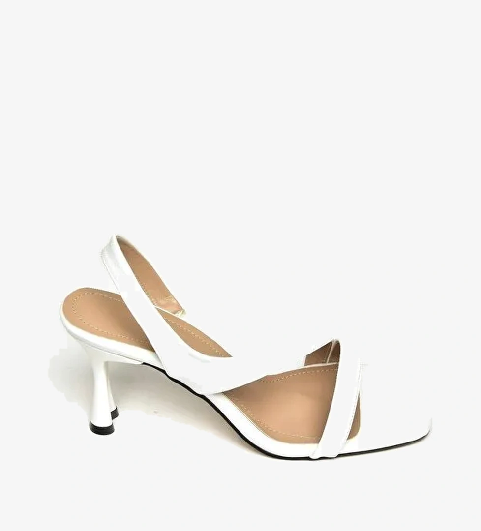 U4040700 Beyaz Kadın Topuklu Ayakkabı