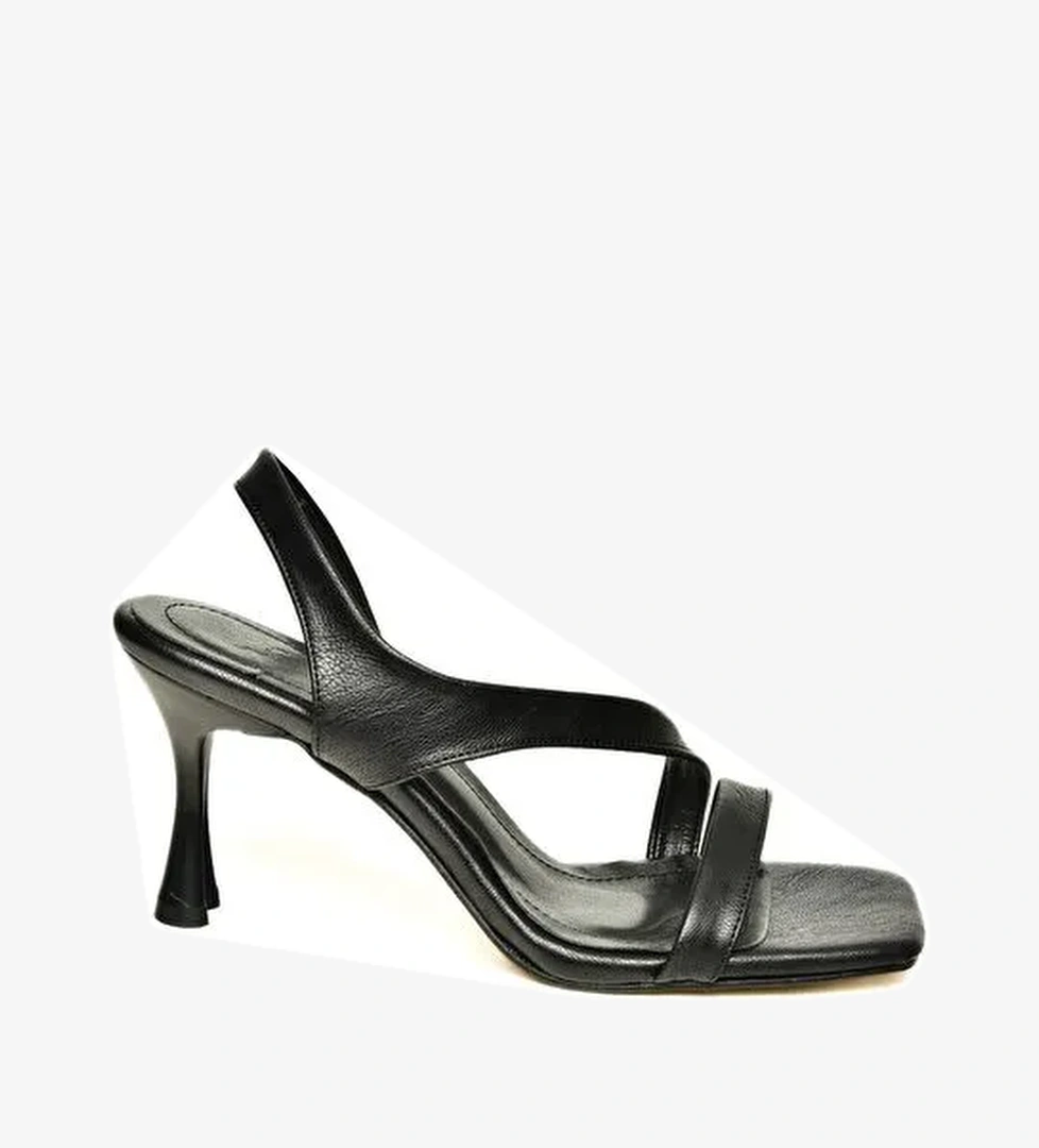 U4040700 Siyah Kadın Topuklu Ayakkabı