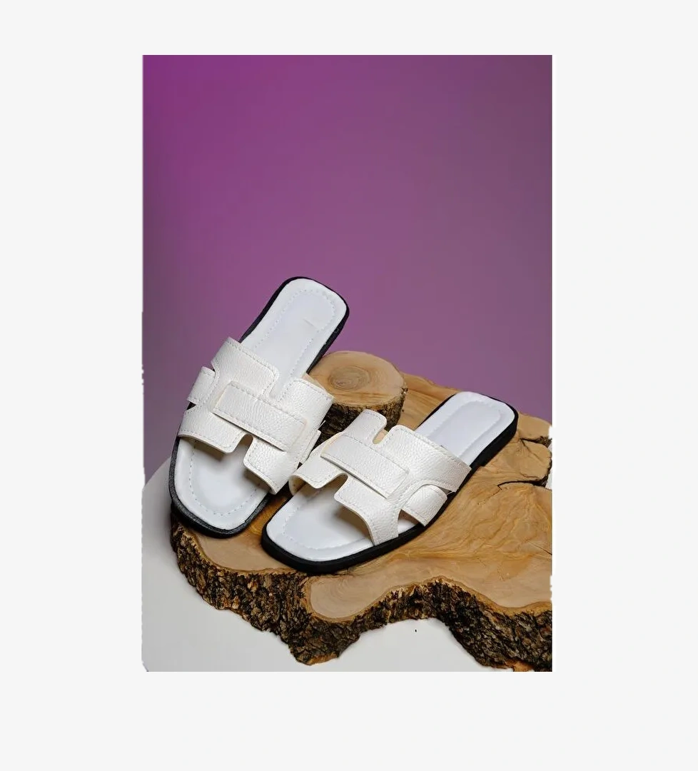 Chia Günlük Anne Genç Kadın Terlik