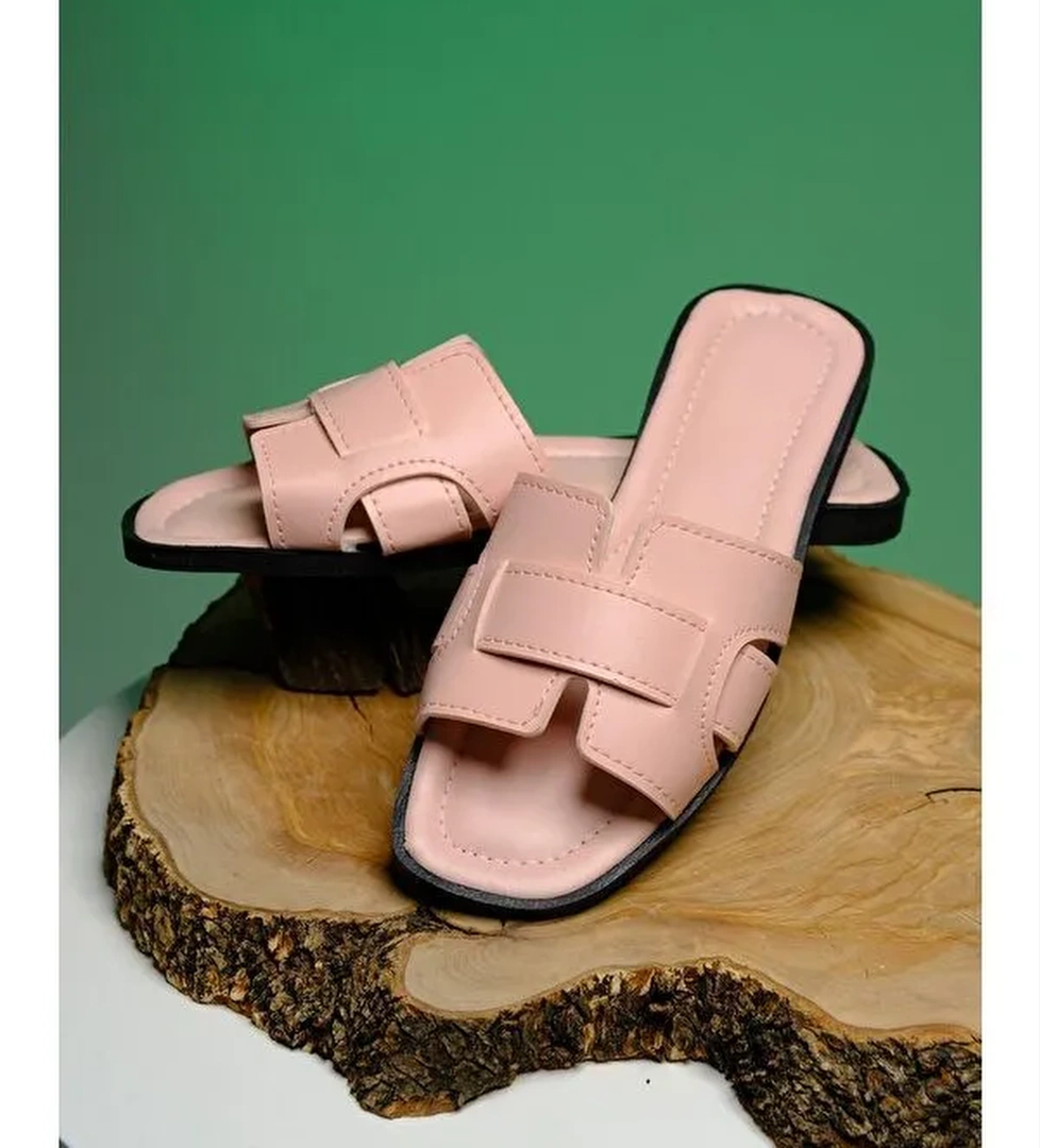 Chia Günlük Anne Genç Kadın Terlik