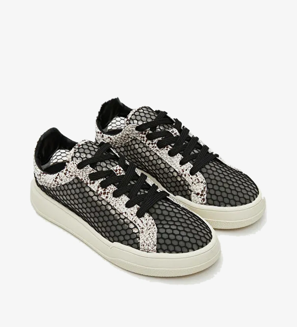 Bağcıklı Kadın Spor Ayakkabı - Görsel 1