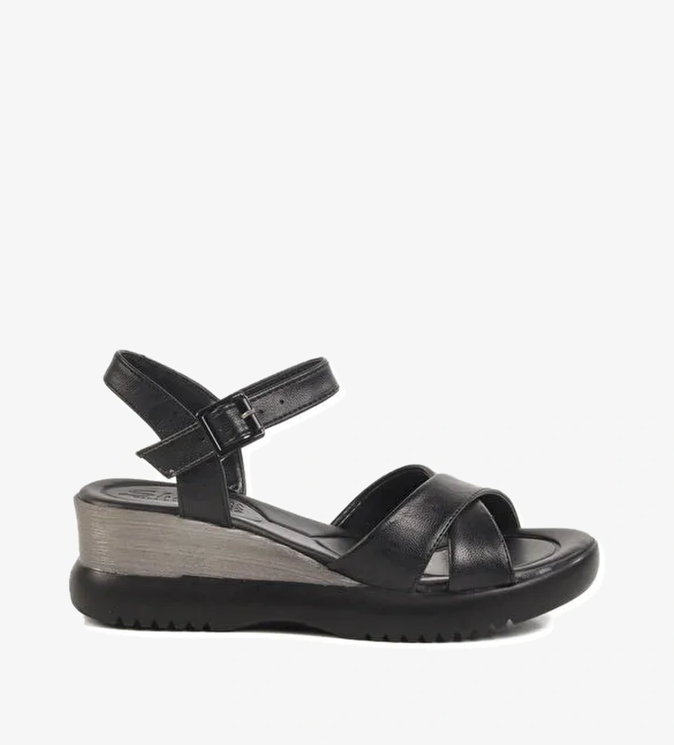 Ayakmod Siyah Ayakmod Cirtli Topuklu Kadın Sandalet T-002 Z