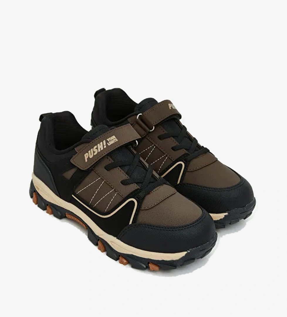 Lcw Steps Bağcık Ve Cırt Cırtlı Erkek Çocuk Trekking Ayakkabı model görseli