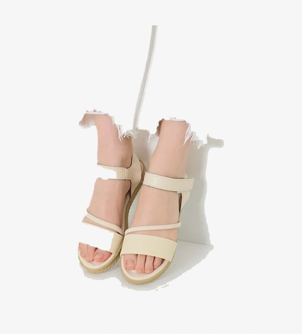 Kadın Krem Çapraz Detaylı Sandalet - 27111