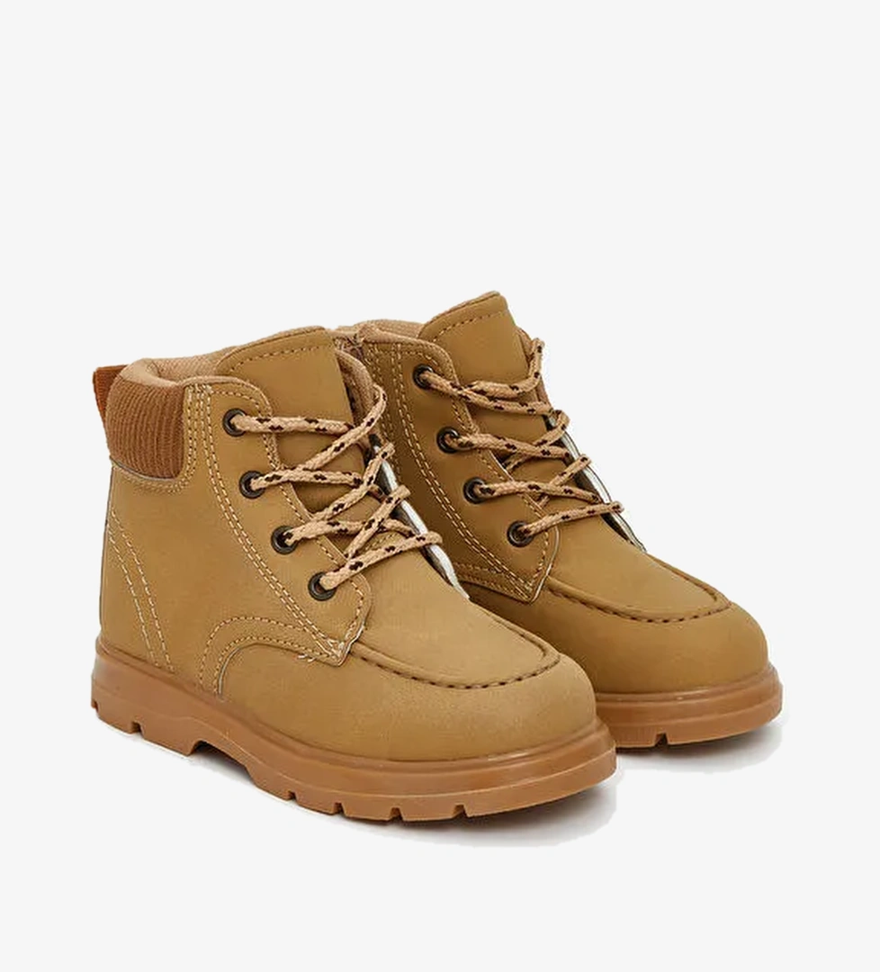 Bağcıklı Erkek Bebek Bot - Görsel 1