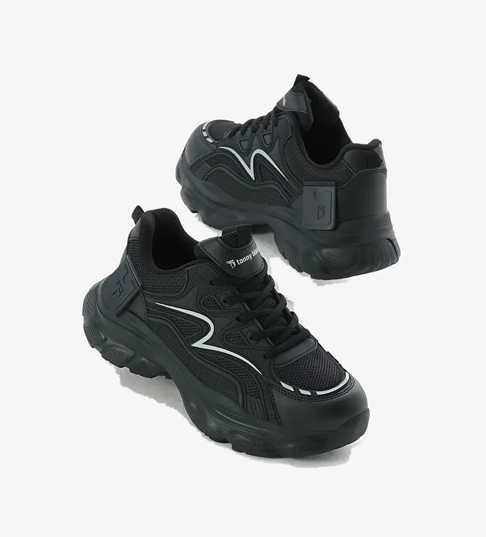 Kadın Siyah Yüksek EVA Faylon Taban Nefes Alabilen Kumaş Desenli Bağcıklı Spor Ayakkabı - Görsel 1