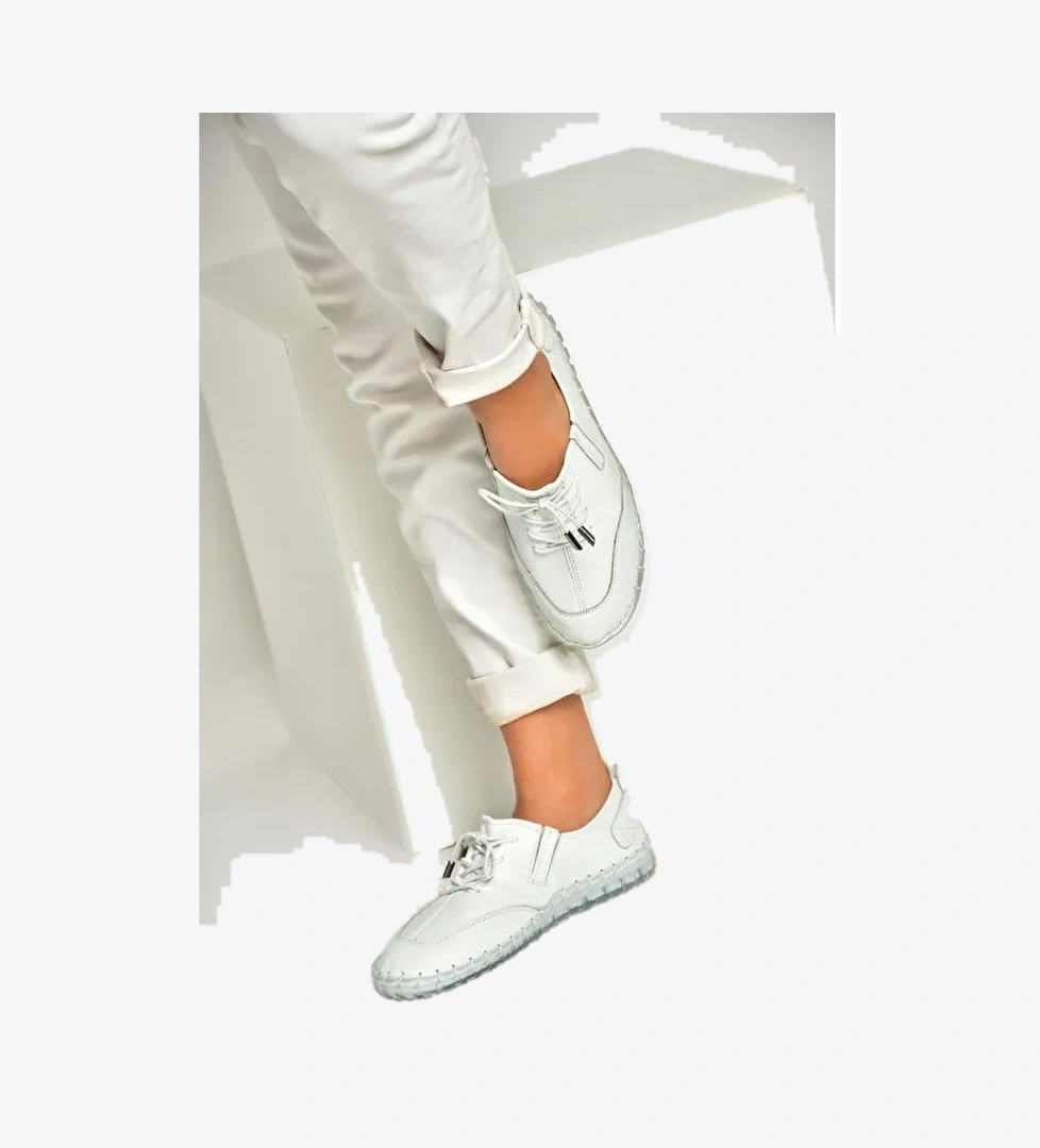 Fox Shoes Beyaz Kadın Casual Ayakkabı U5551305 model görseli