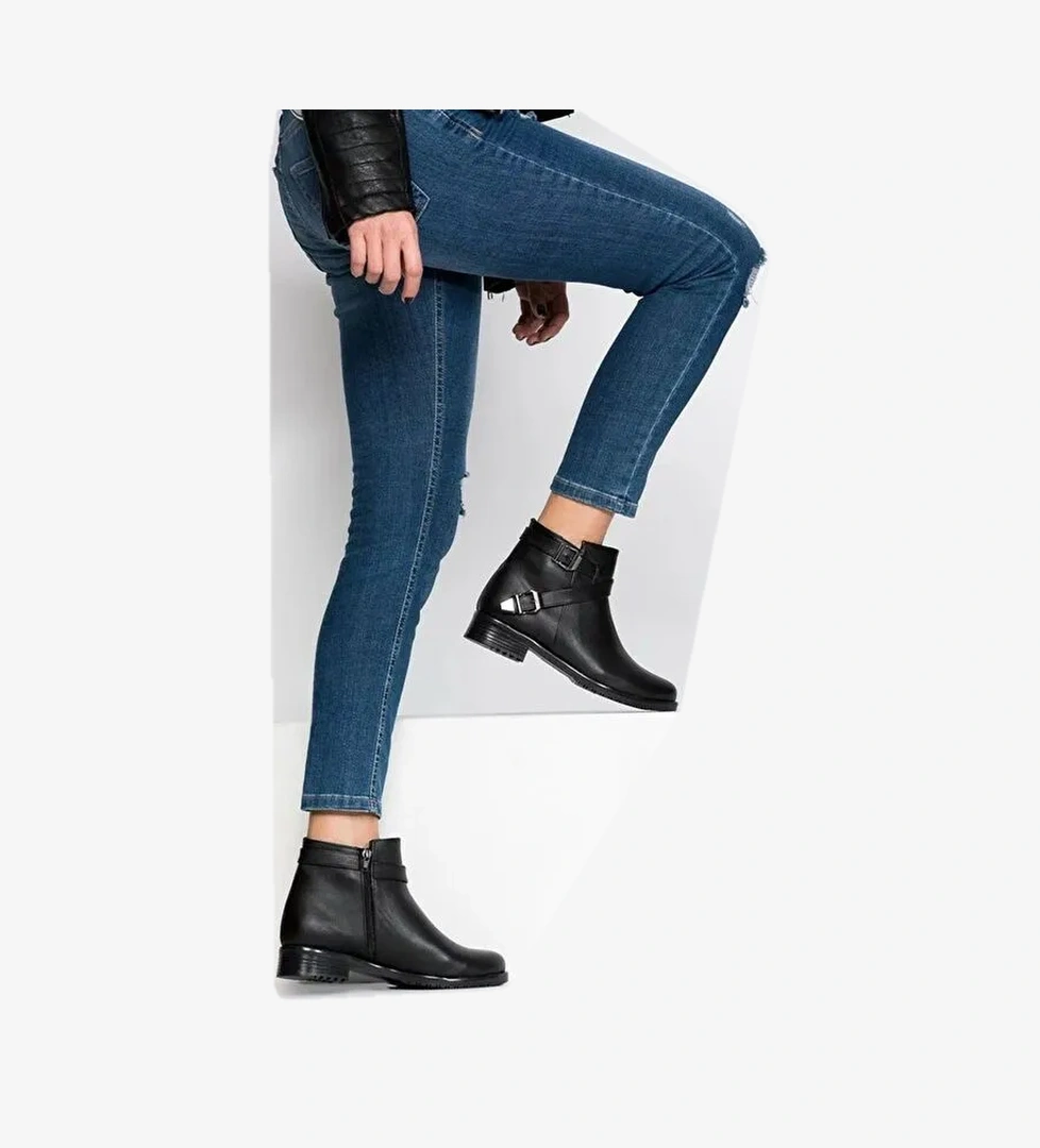 Siyah Kadın Bot A726193409