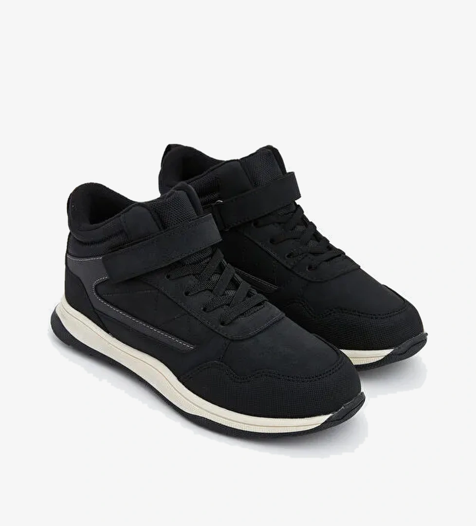 Bağcık ve Cırt Cırtlı Erkek Çocuk Spor Ayakkabı - Görsel 1