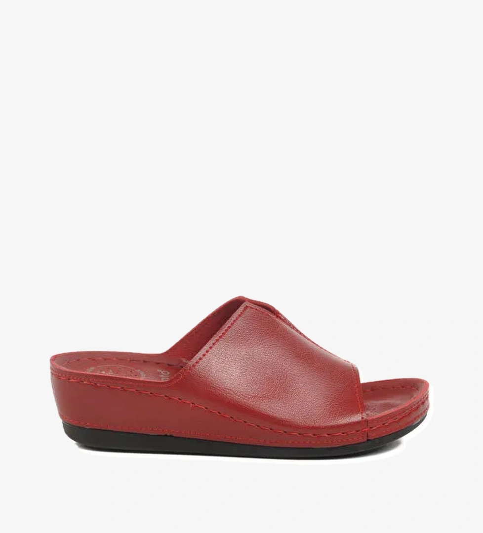 Kırmızı Anatomik Dolgu Topuk Kadın Terlik 15.069 Z