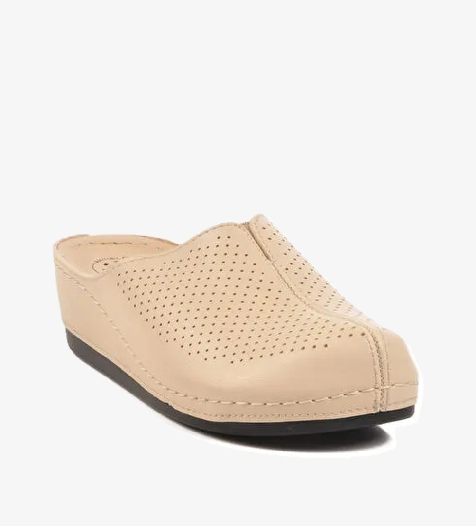 Bej Anatomik Önü Kapalı Kadın Terlik 15.050 Z