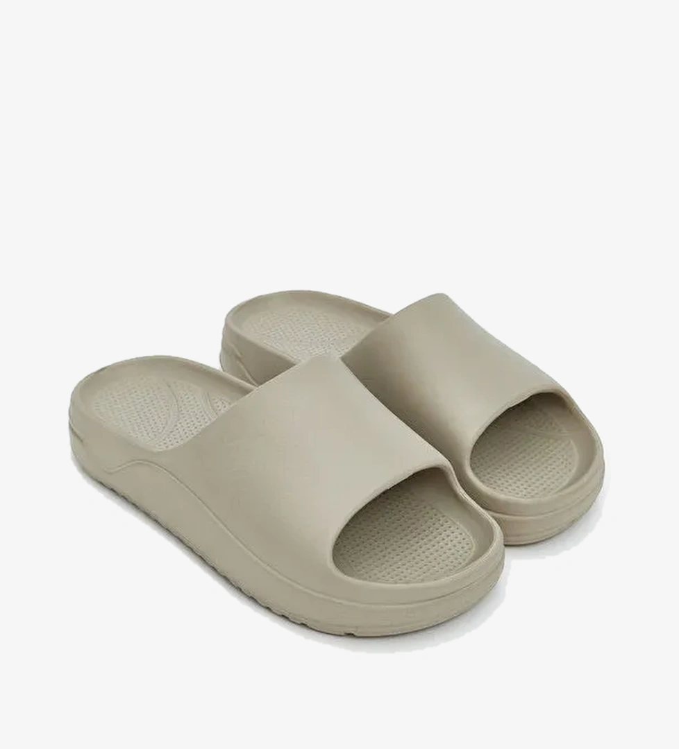 Tek Bantlı Erkek Terlik