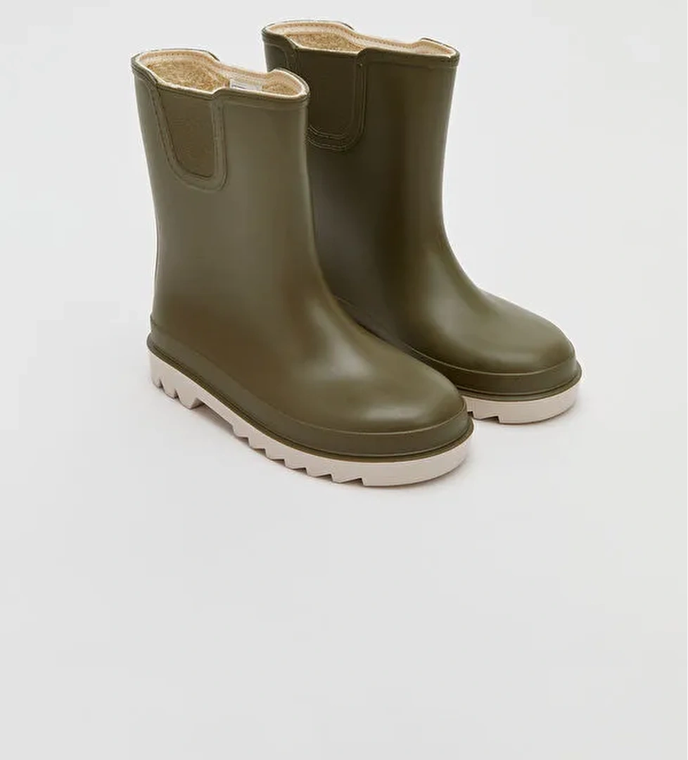 Lcw Steps Deri Görünümlü Erkek Çocuk Yağmur botu model görseli