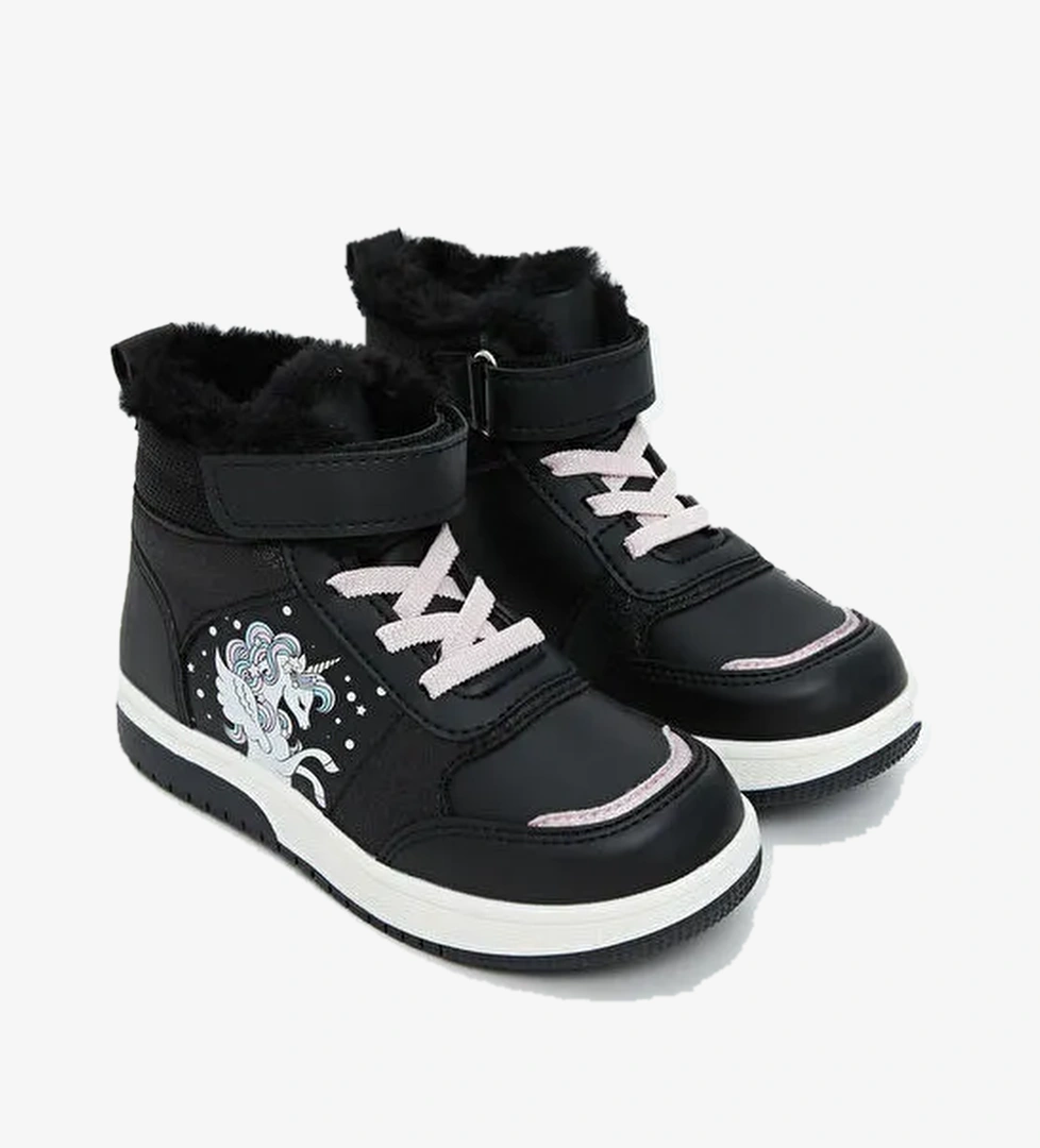 Bağcık ve Cırt Cırtlı Kız Çocuk Bot - Görsel 1