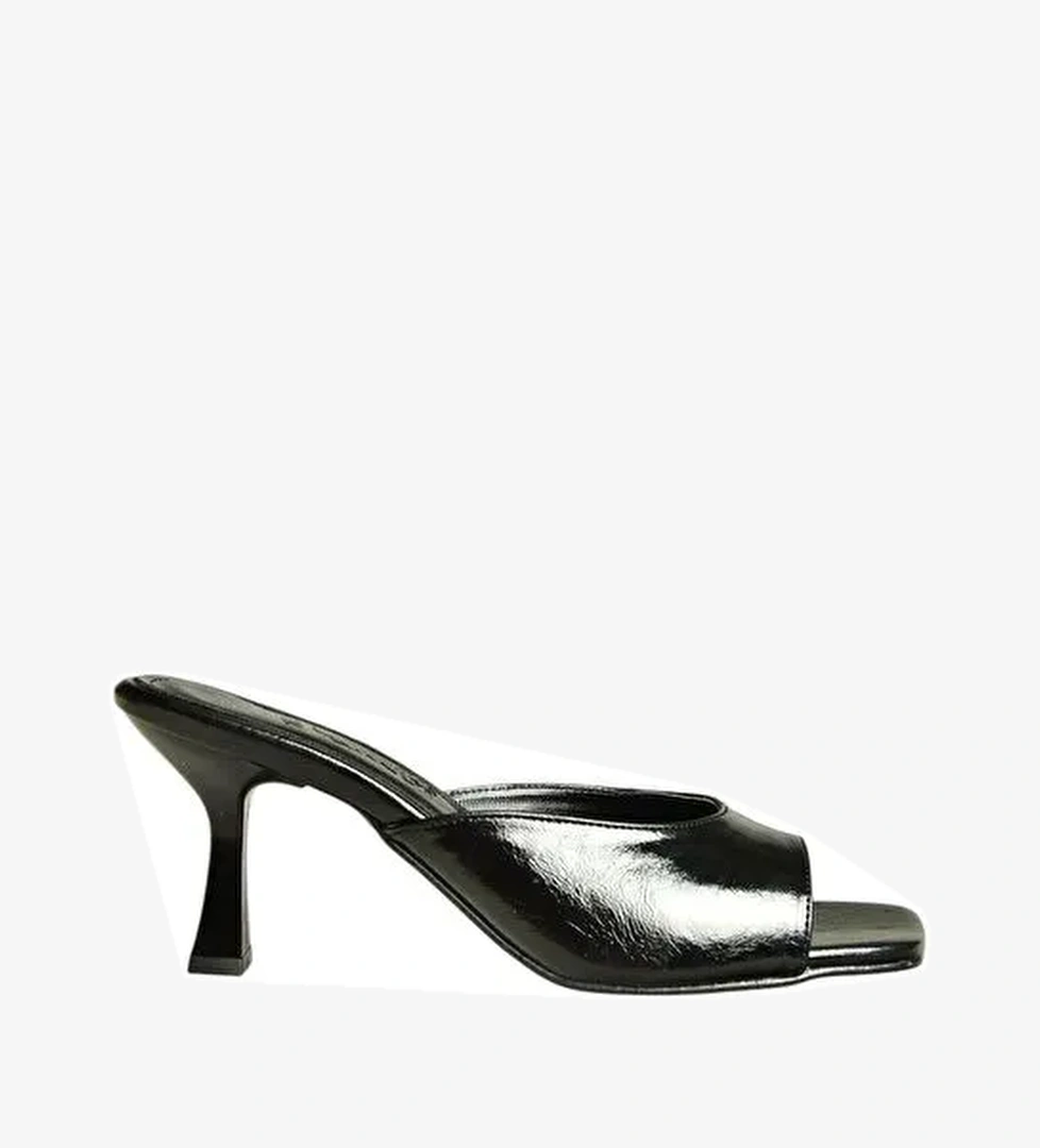 Siyah Kadın Topuklu Ayakkabı U654080909