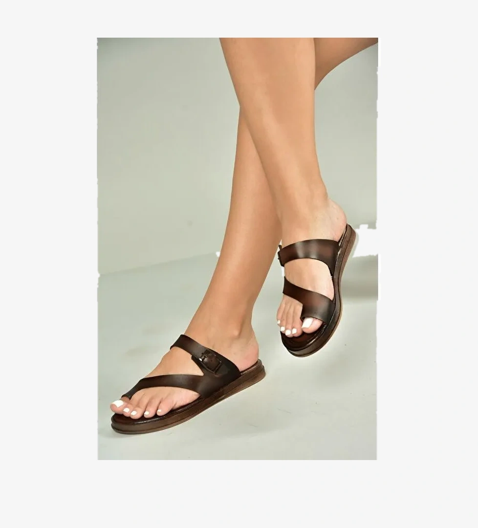 Fox Shoes Kahverengi Kadın Terlik U390959503 model görseli