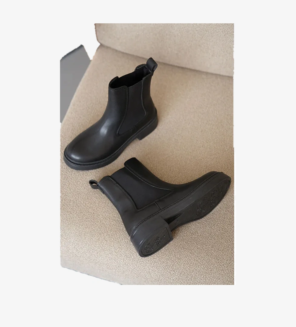 Daxtors D0742 Soğuk Geçirmez Kışlık Kadın Bot & Bootie model görseli