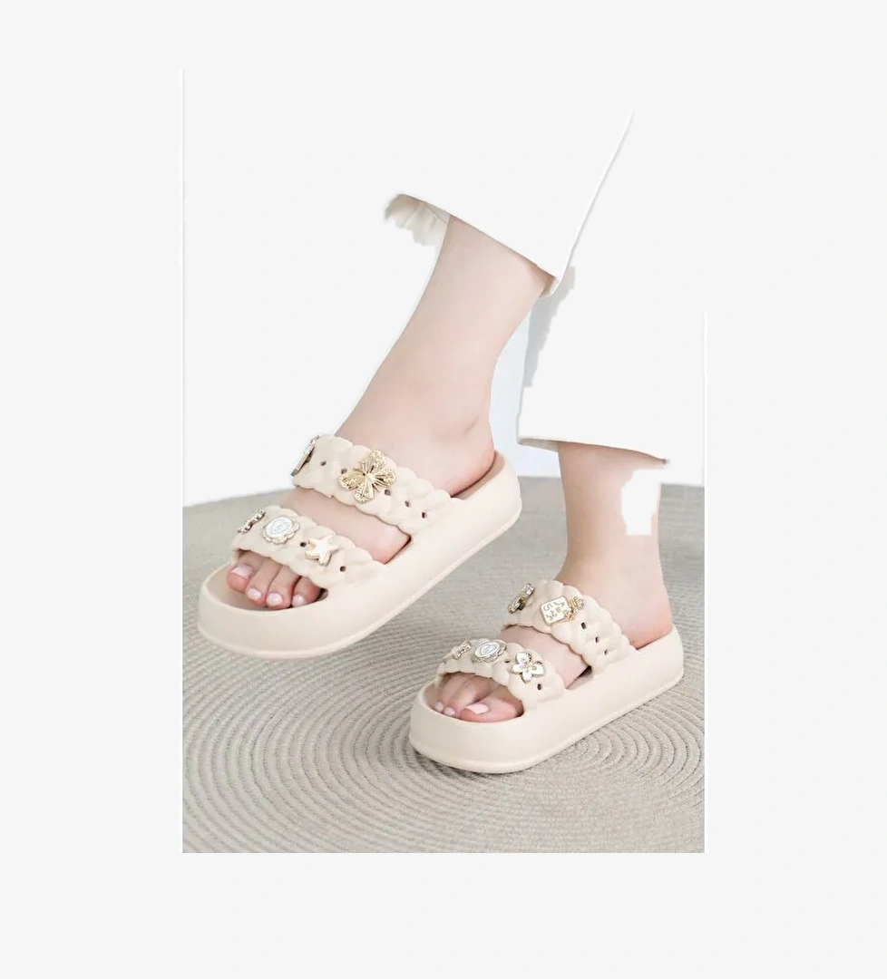 Kadın Bej Tokalı Terlik - 27417 - Görsel 1