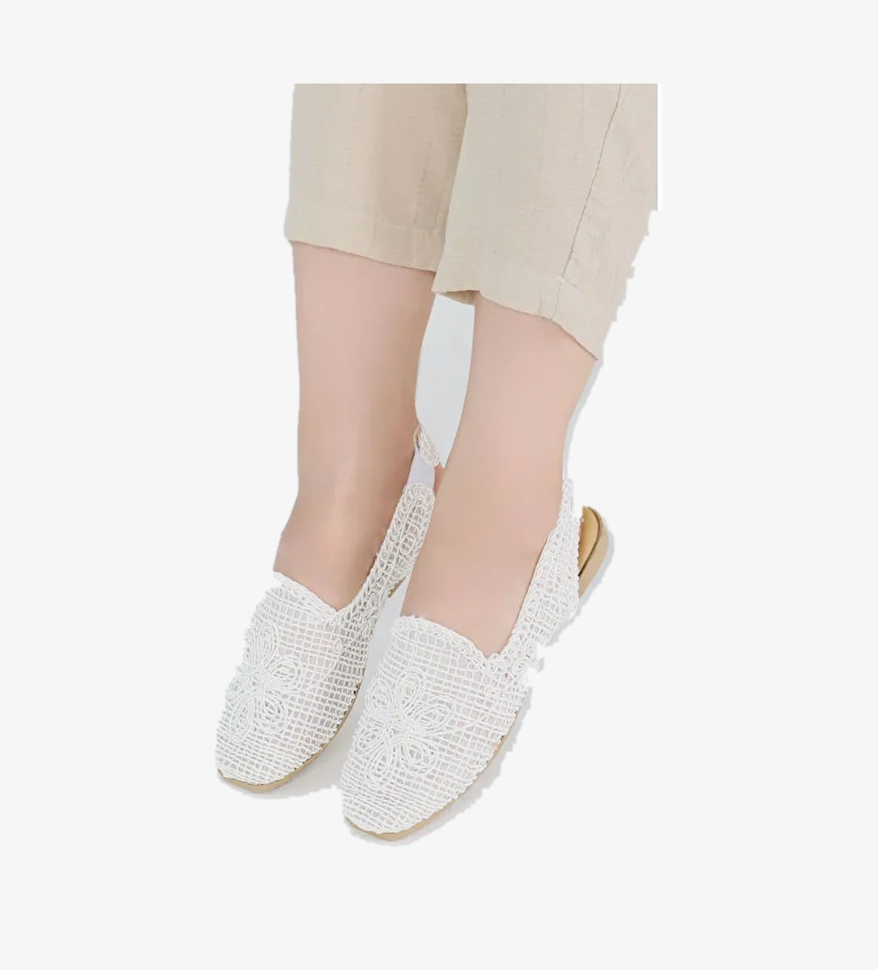 Kadın Beyaz Nakış Hasırlı Sandalet - 27482