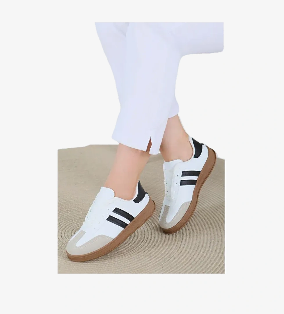 Kadın Beyaz Siyah Süet Detaylı Ayakkabı - 27480 - Görsel 1