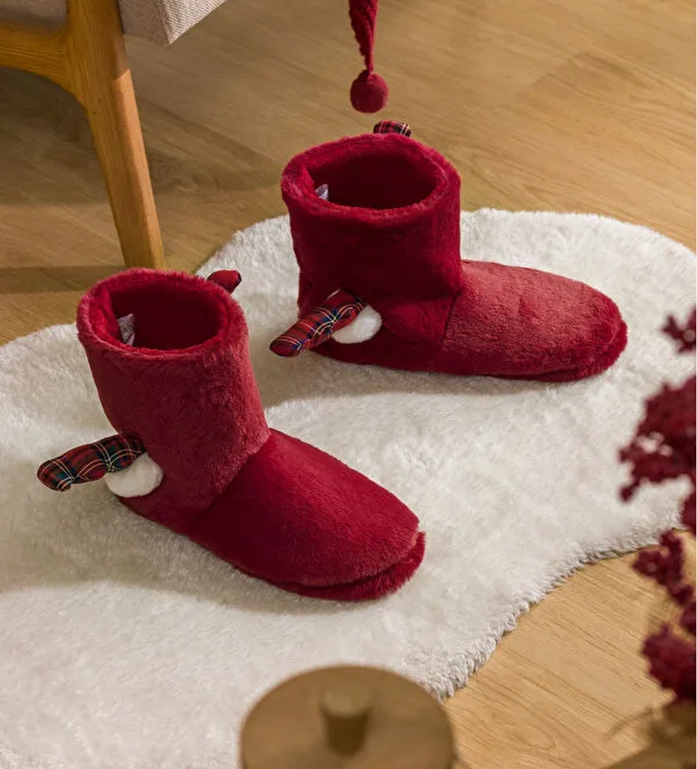 Yılbaşı Temalı Kadın Pelüş Ev Botu Panduf - Görsel 1