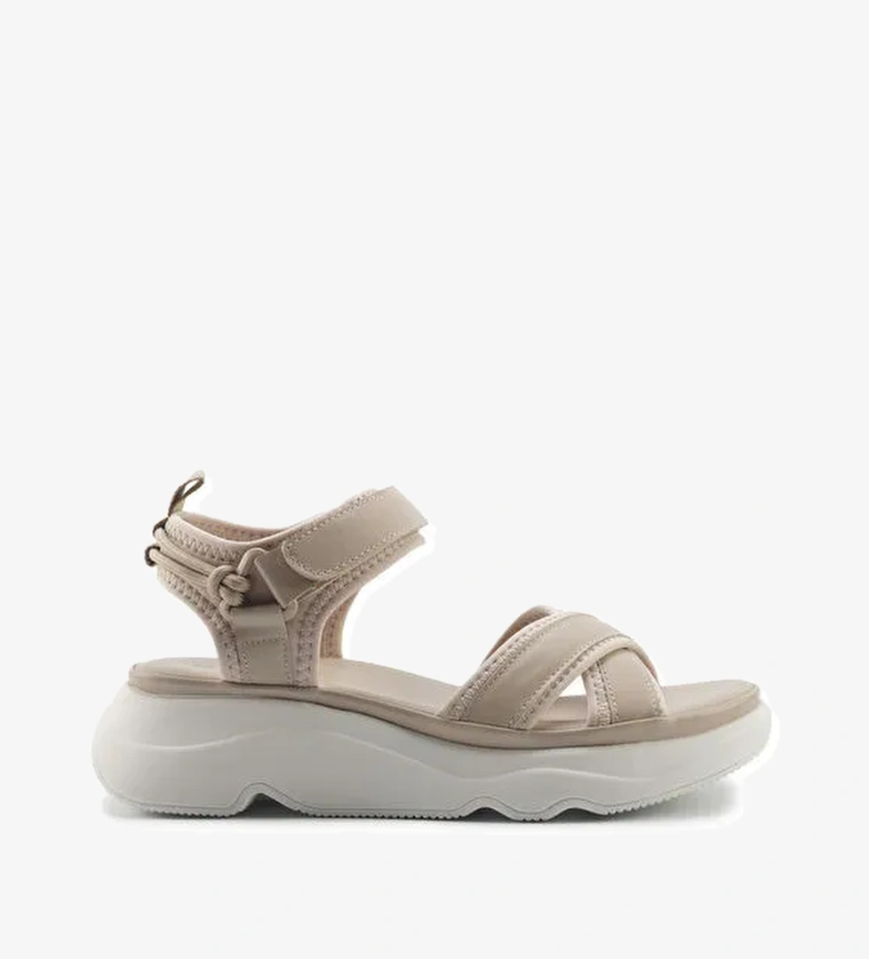 Polaris 325626.Z 5FX Pudra Kadın Spor Sandalet model görseli