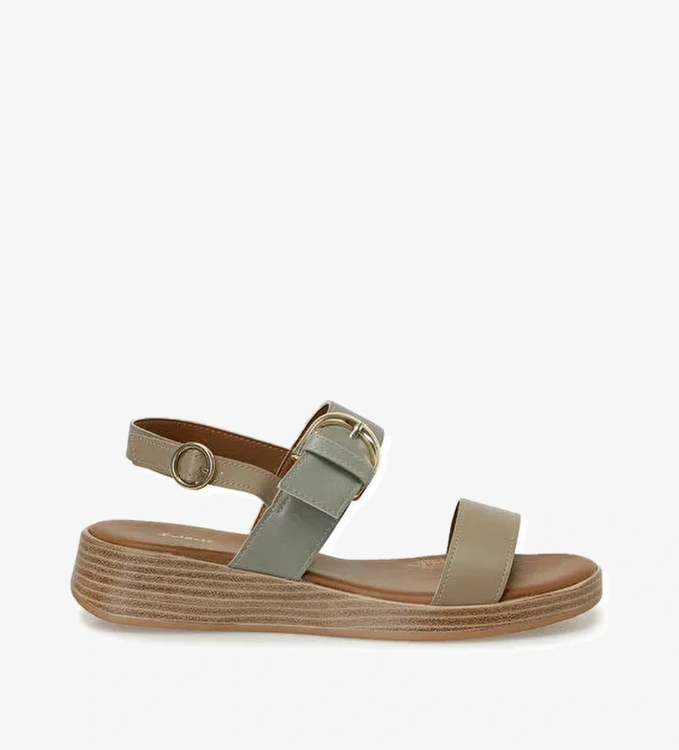 Polaris 325067.Z 5FX Olive Kadın Dolgu Topuk Sandalet model görseli