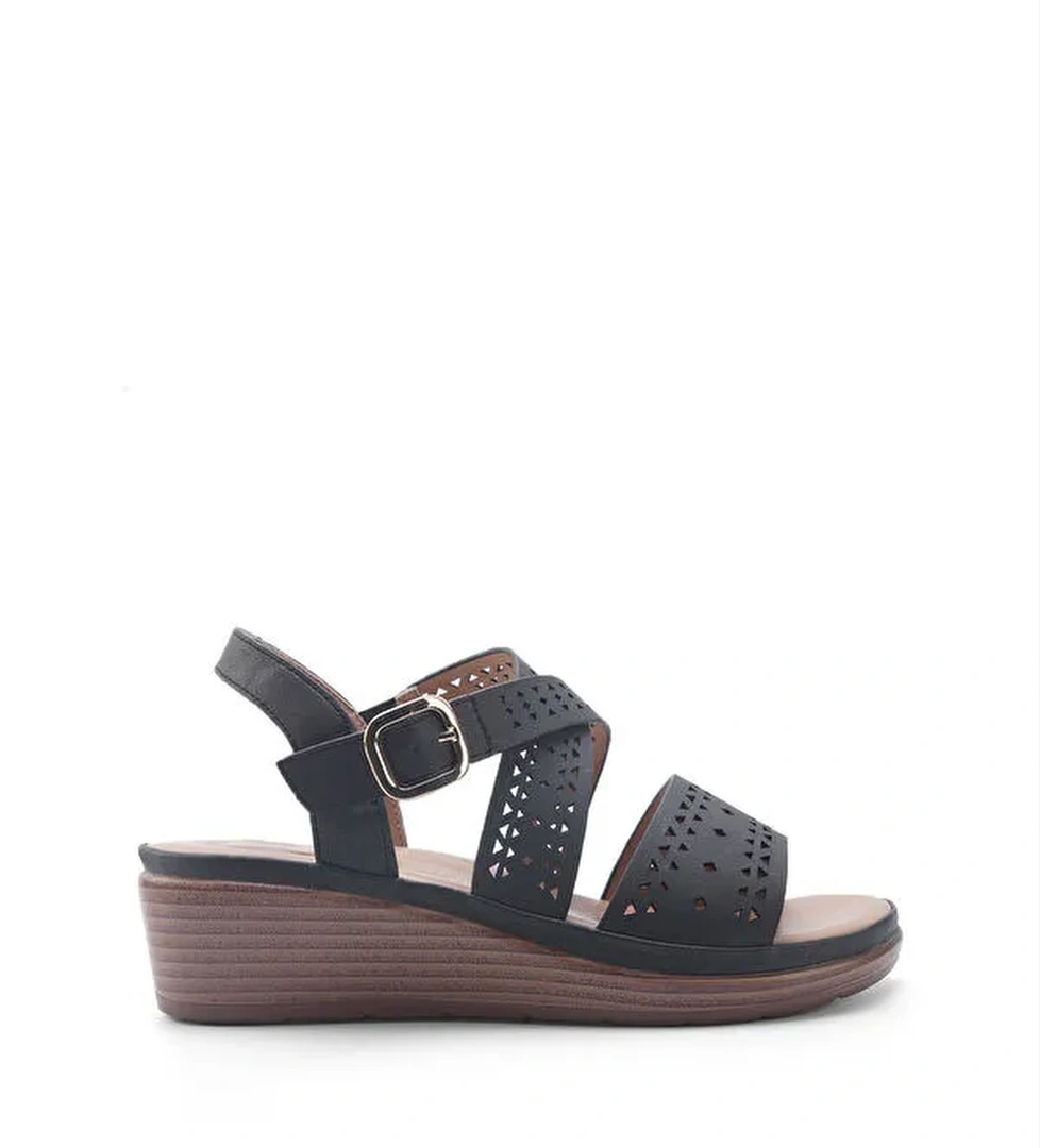 Polaris 5 Nokta 105513.Z5FX Siyah Kadın Comfort Sandalet model görseli