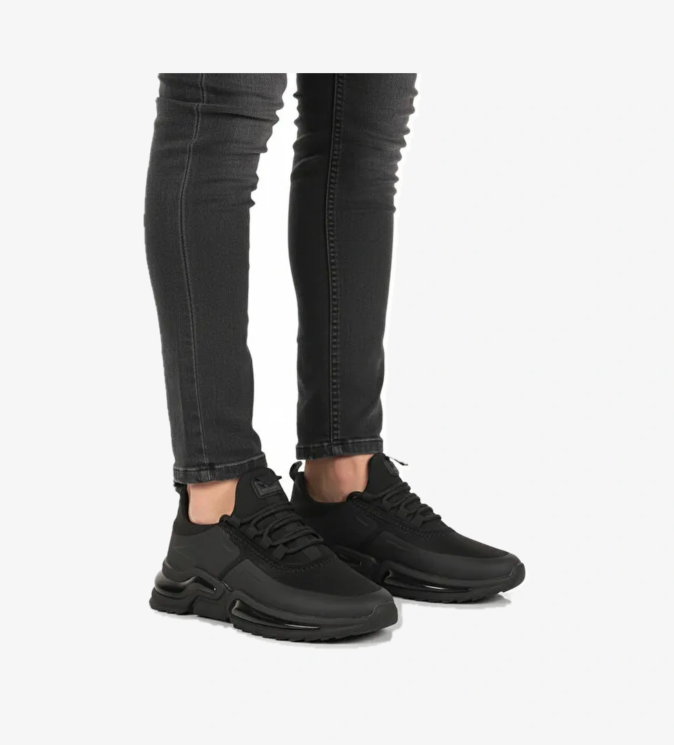 Siyah Bağcıklı Hafif Esnek Erkek Spor Ayakkabı Than 836 M