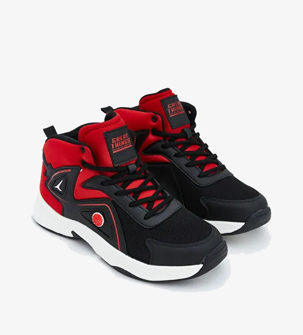 Lcw Steps Bağcıklı Erkek Çocuk Bot model görseli