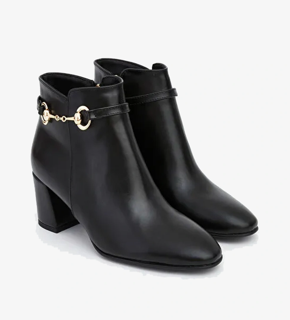 Deri Görünümlü Kadın Topuklu Bot - Görsel 1