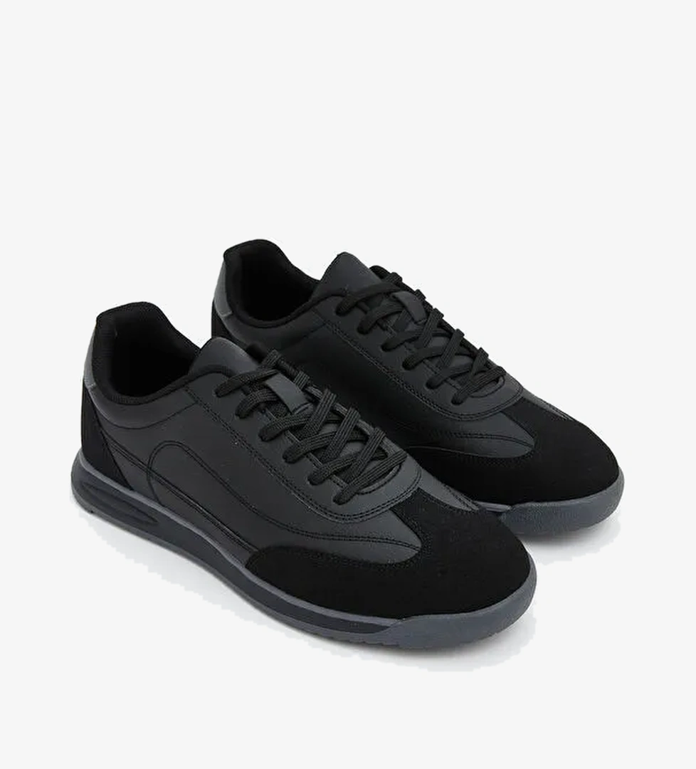 Koor Bağcıklı Erkek Spor Ayakkabı model görseli