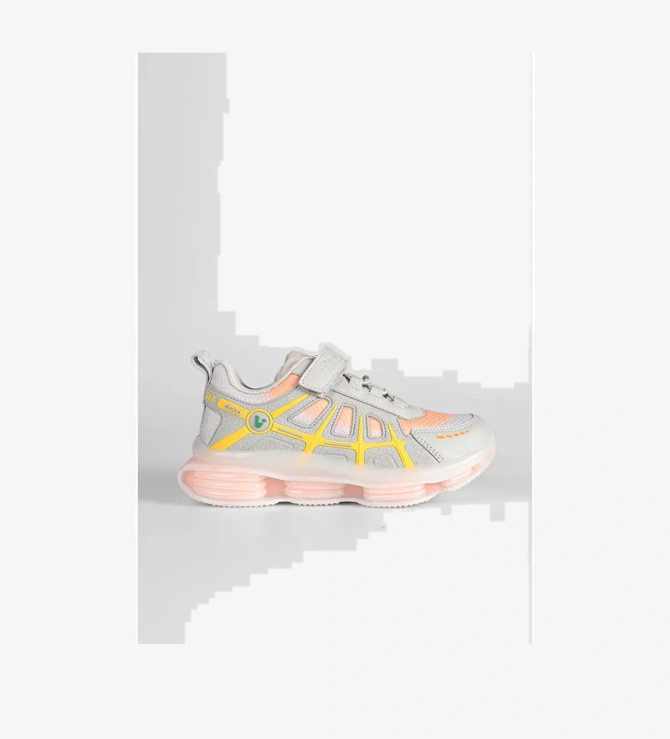 Vicco Kontra Havalı Taban Kız Çocuk Gri Spor Ayakkabı model görseli