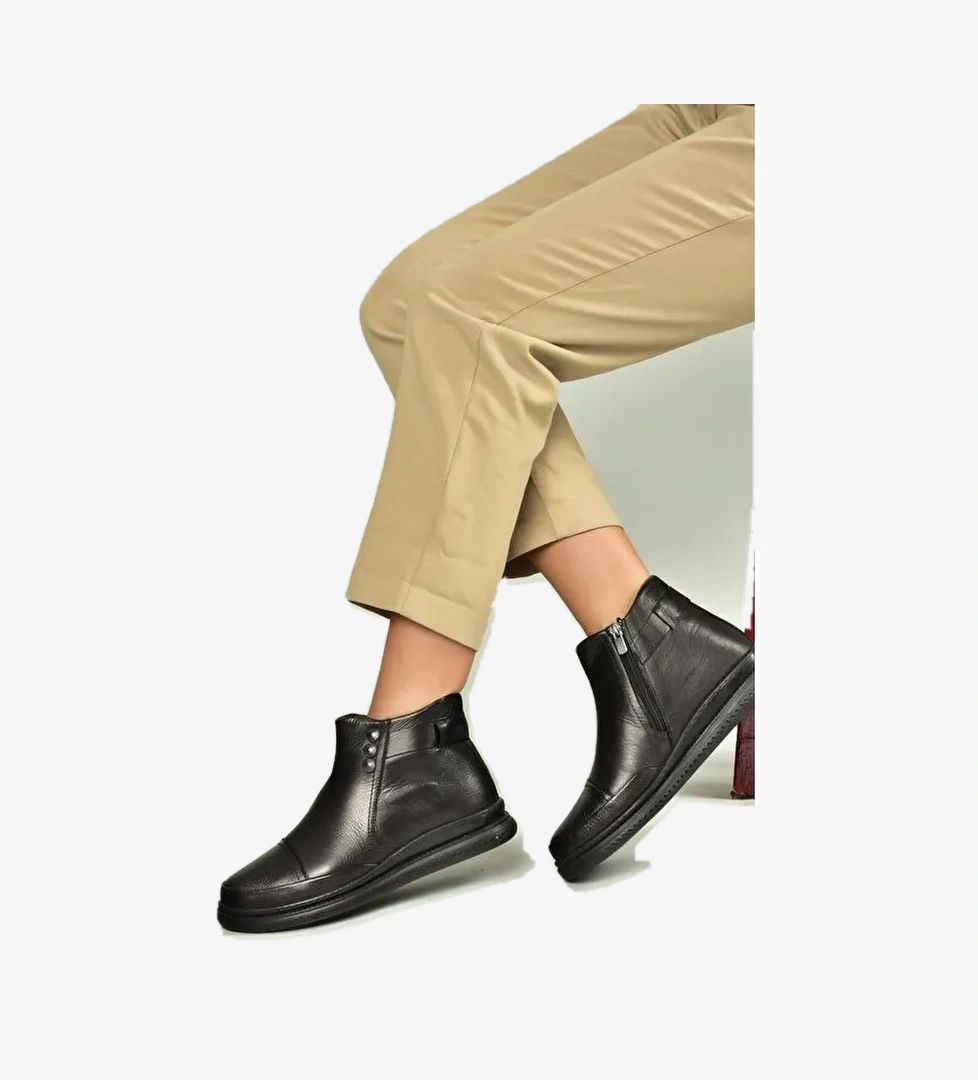 Siyah Kadın Bot V555070403