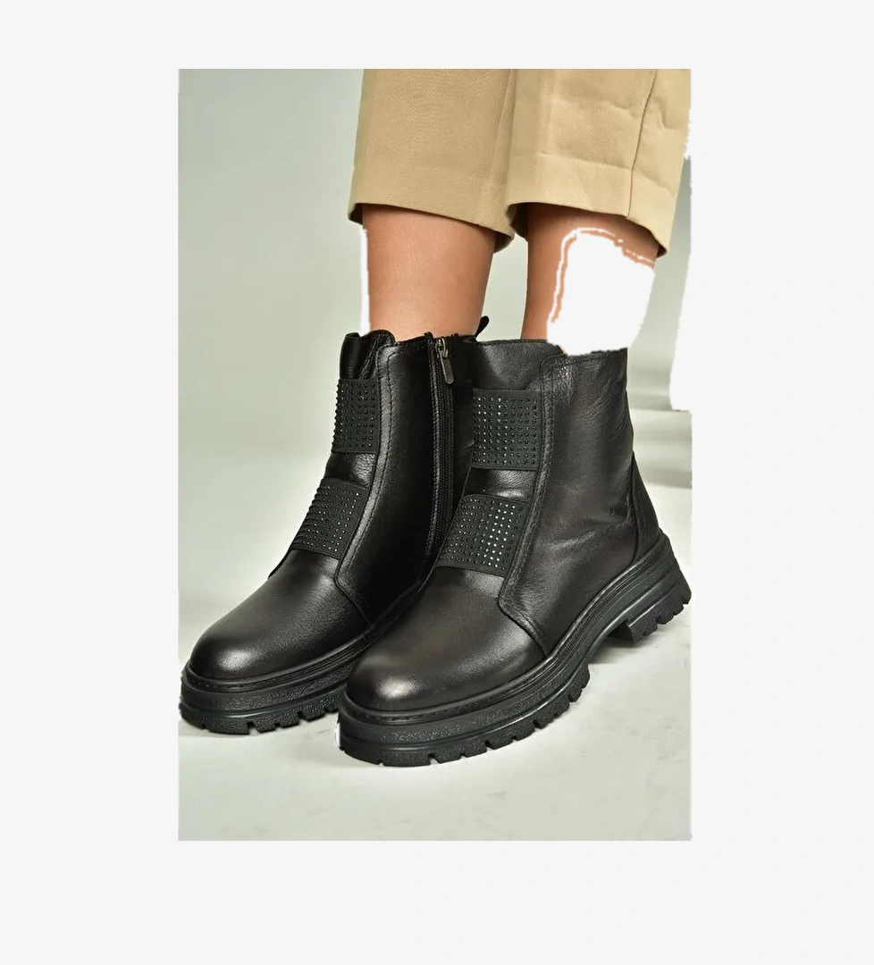 Fox Shoes Siyah Kadın Bot V555101603 model görseli