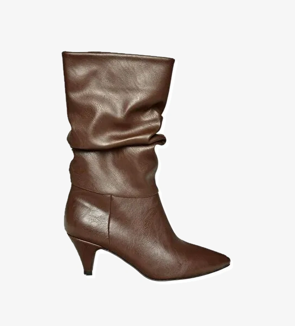 Kahverengi Kadın Bot L404810609