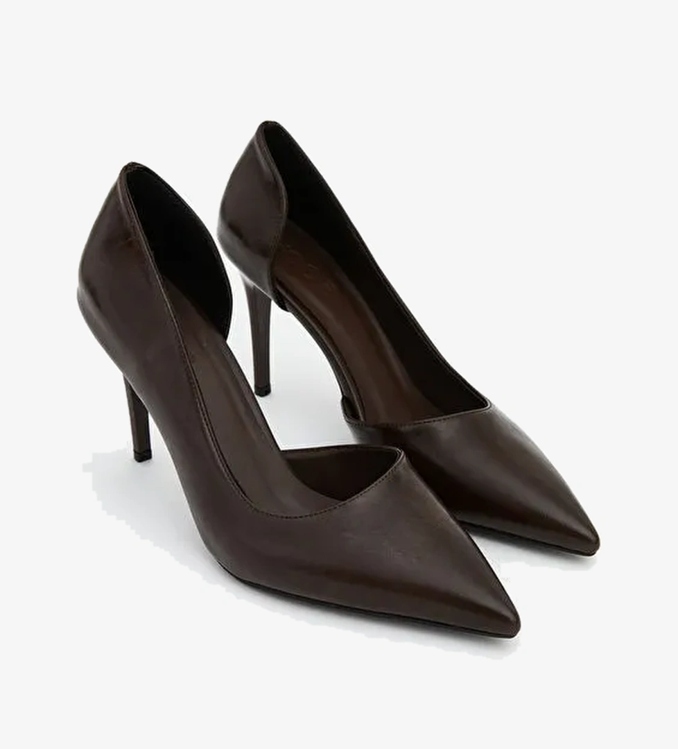 Sivri Burun Kadın Topuklu Ayakkabı