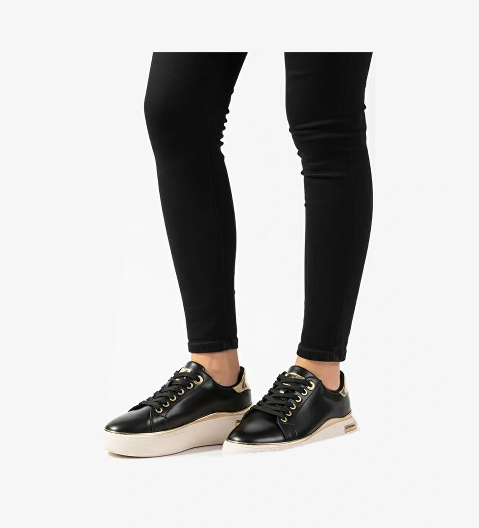 Siyah Bağcıklı Hafif Kadın Sneaker Lady 029 Z