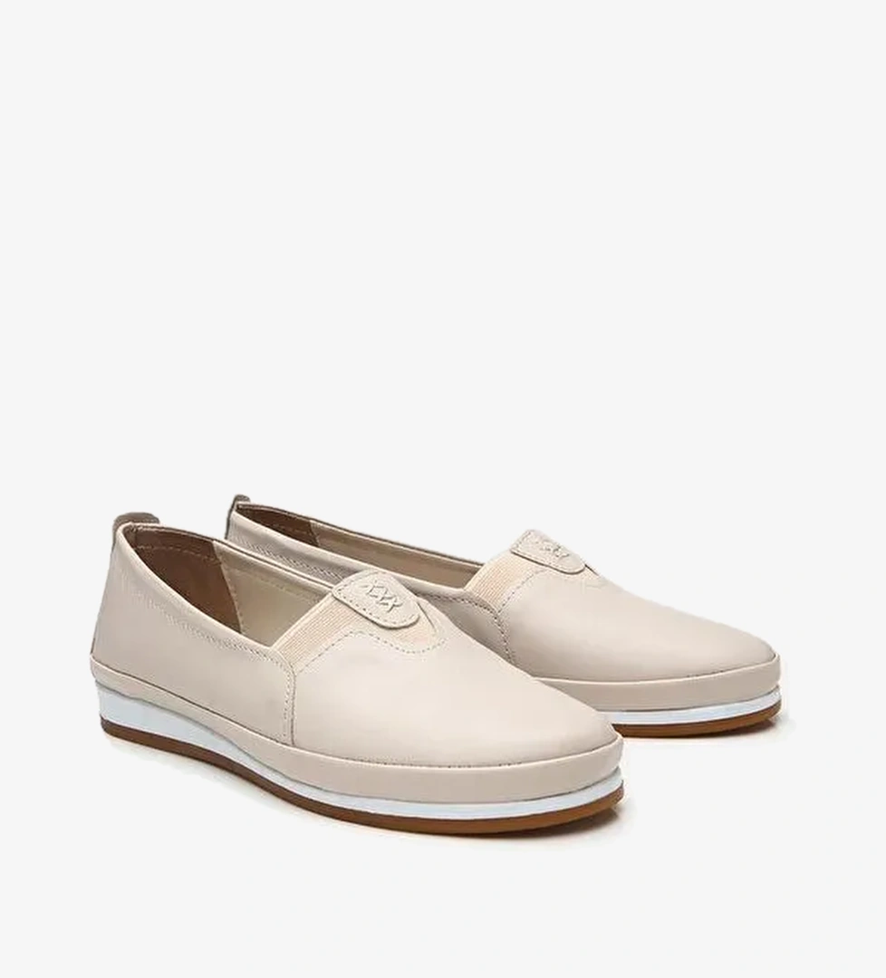 Kadın Bej Comfort Düz Ayakkabı