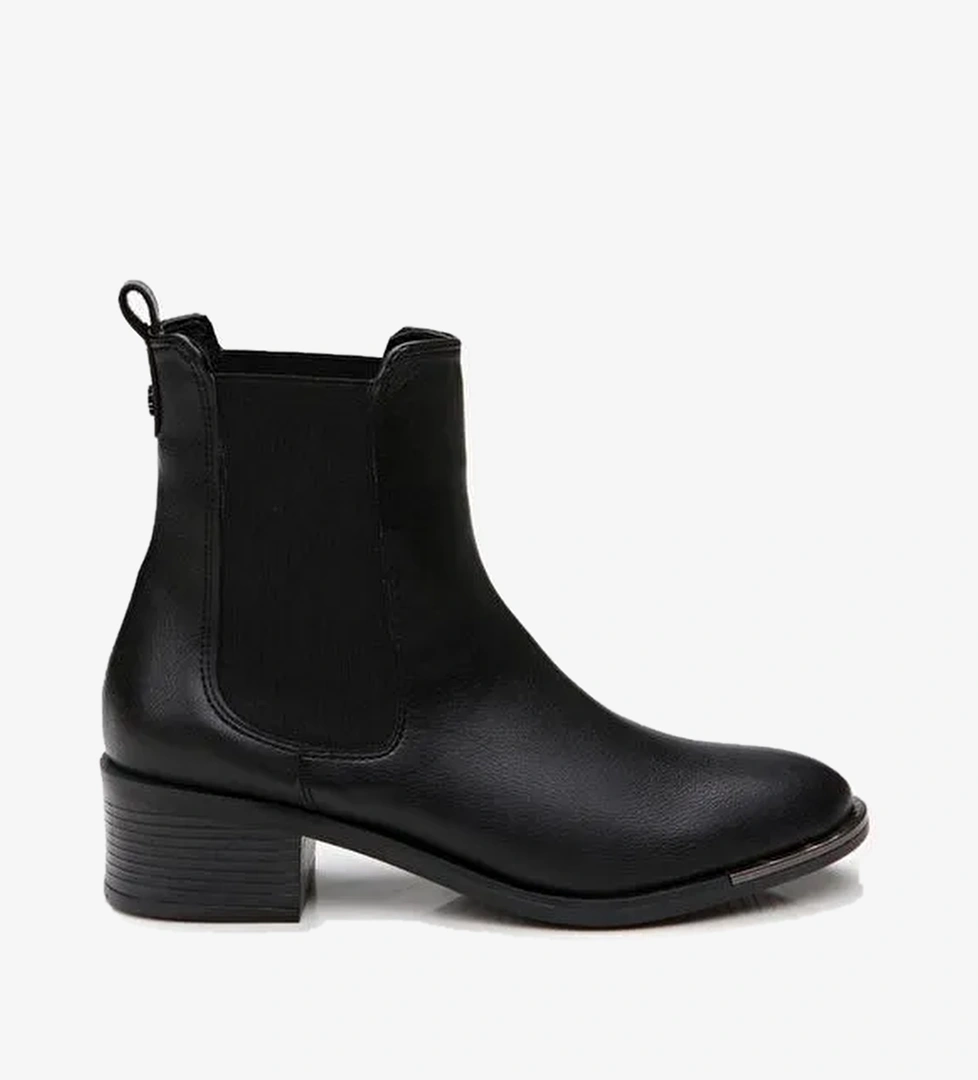 Yaya By Hotiç Siyah Kadın Topuklu Bot model görseli