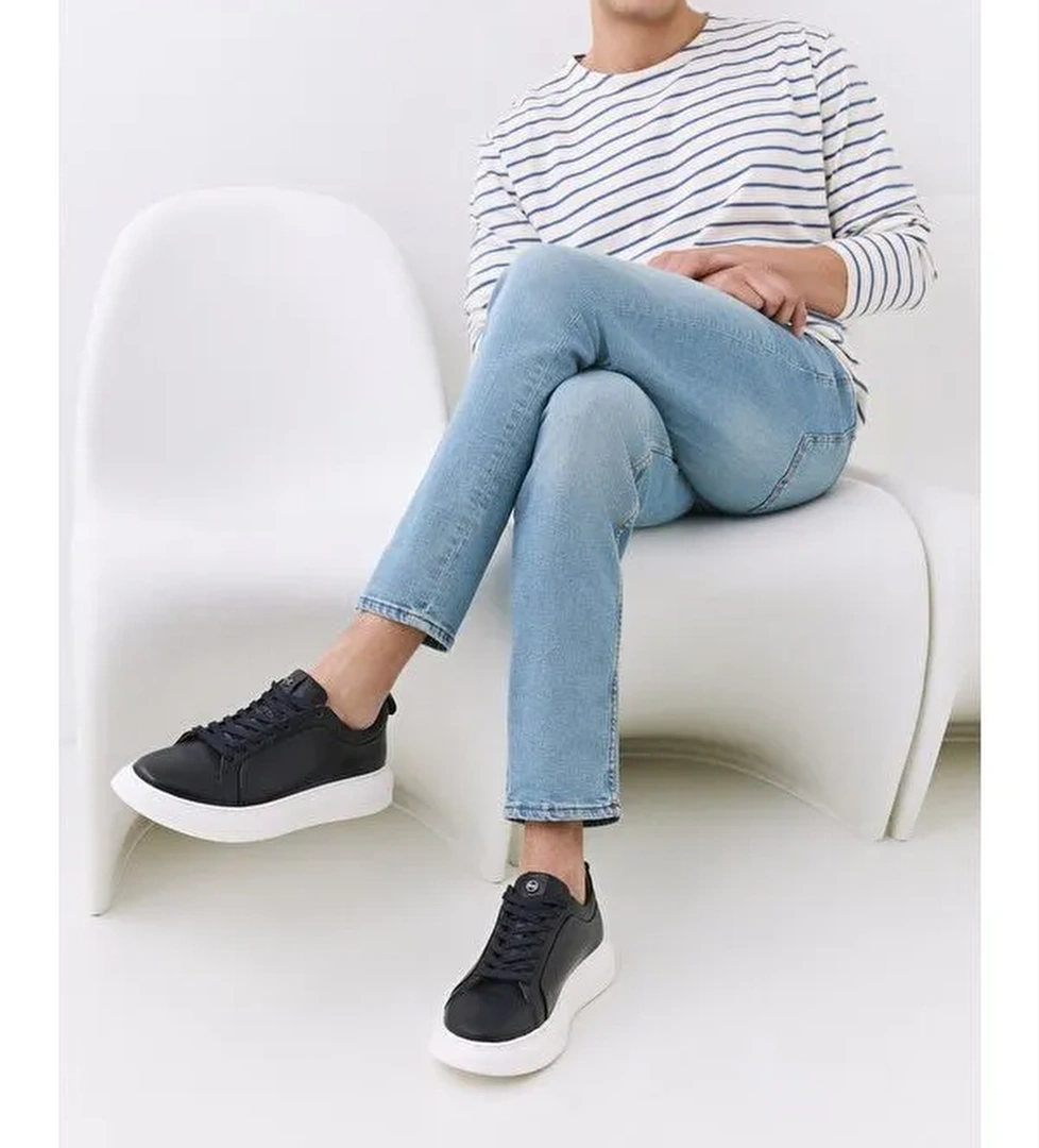 Erkek Deri Lacivert Hafif Tabanlı Spor Ayakkabı