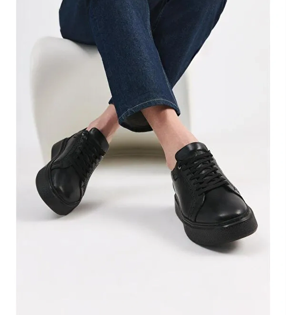 Erkek Deri Siyah Hafif Tabanlı Spor Ayakkabı