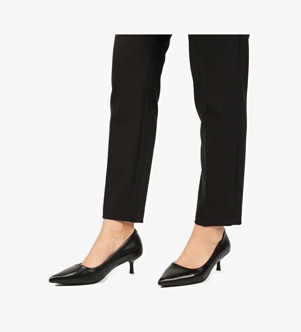 Siyah Cilt Hafif Kadın İnce Kısa Topuklu Ayakkabı 458343 Z - Görsel 1