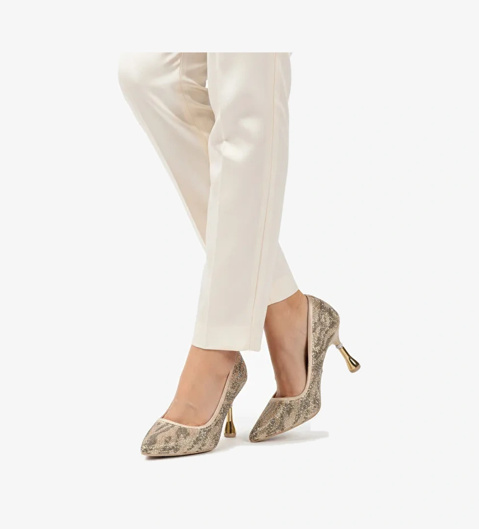 Bej Saten Taş İşlemeli İnce Topuklu Kadın Abiye Ayakkabı 248245 Z