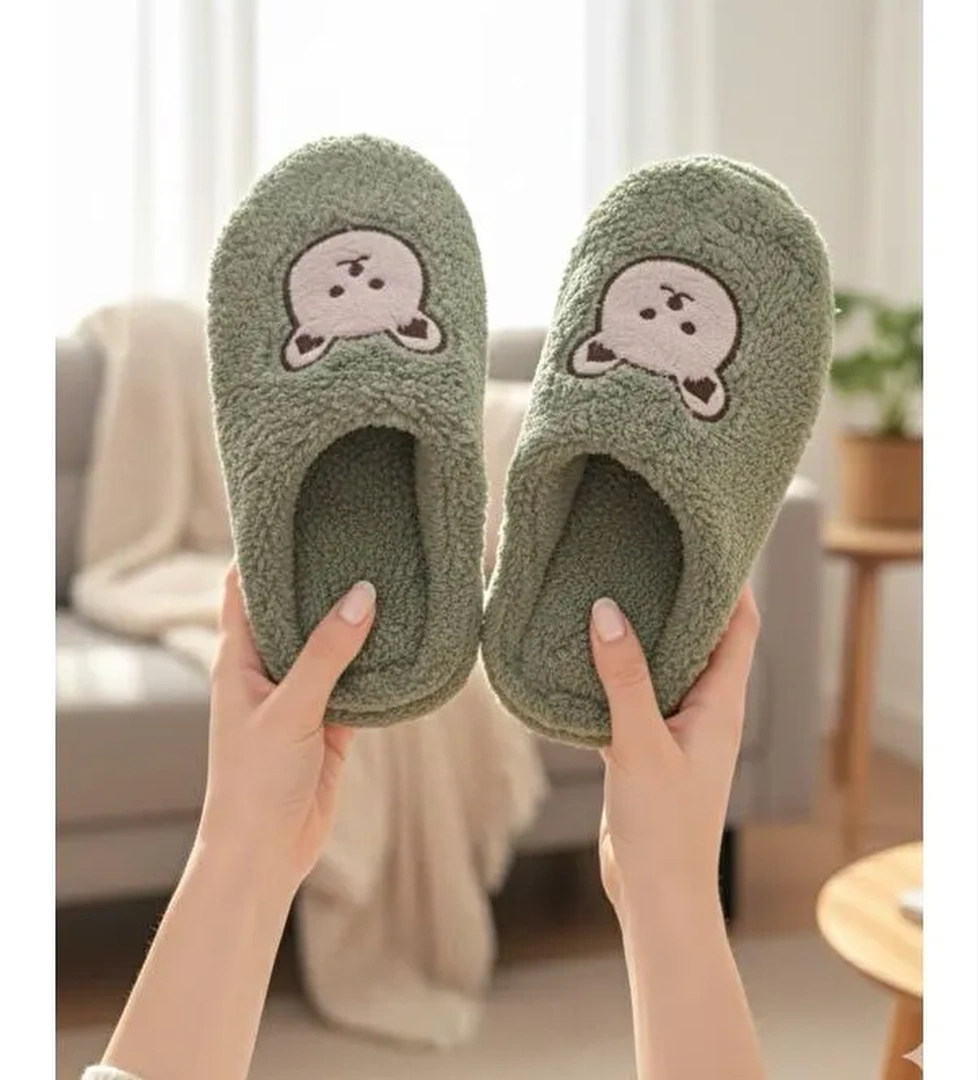 Ft 103 Panda Nakışlı Kadın Ev Terliği Pelüş Terlik Çeyiz ve Bohça Terliği Ses Yapmaz Kalın Taban