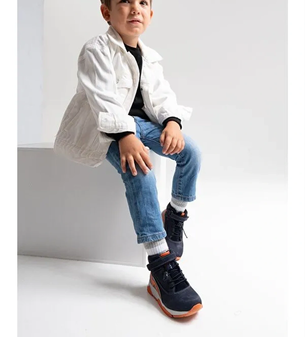 Erkek Çocuk Lacivert Hakiki Deri Suya Dayanıklı Anatomik Günlük Bot