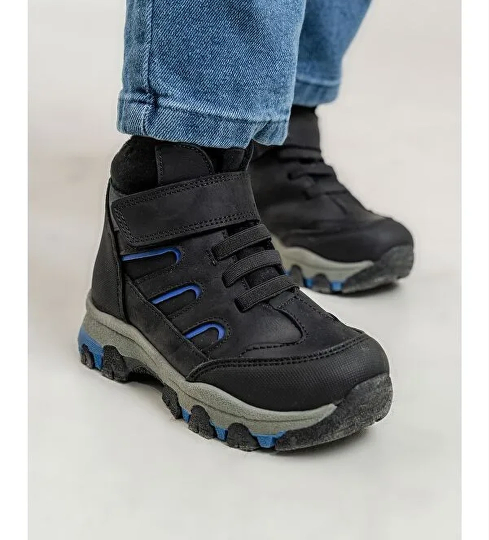 Erkek Çocuk Siyah Hakiki Deri Anatomik Günlük Bot