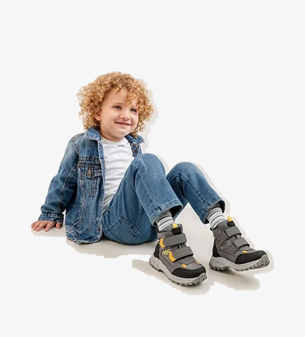 Erkek Çocuk Gri Su Geçirmez Anatomik Günlük Bot