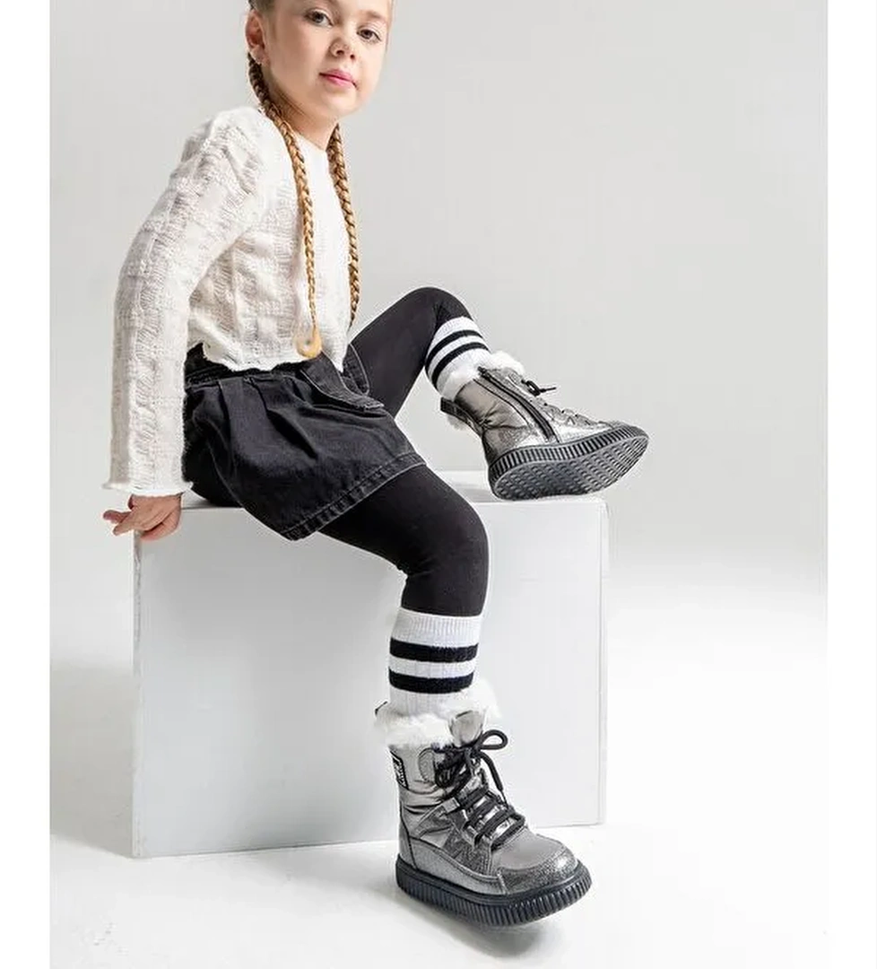 Kız Çocuk Platin Simli Rugan Deri Suya Dayanıklı Günlük Bot - Görsel 1