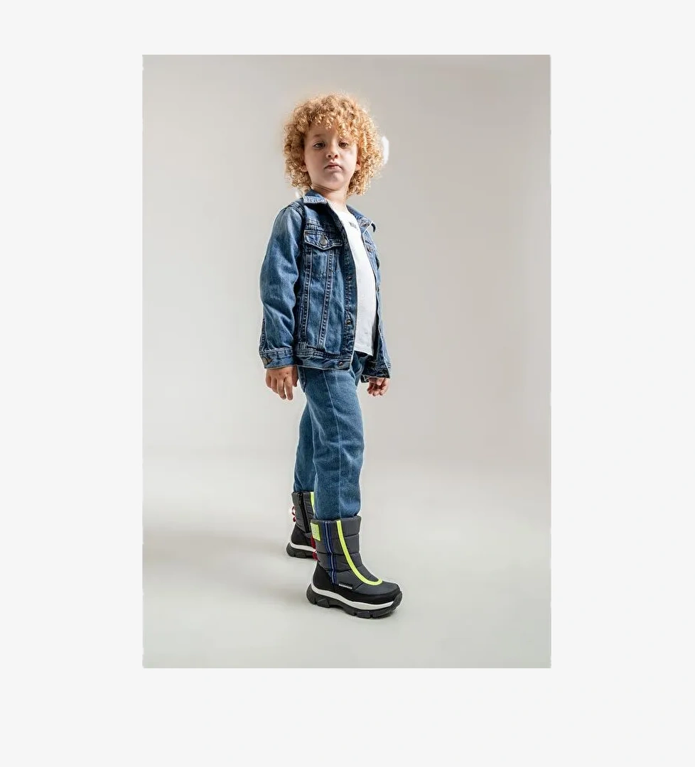 Erkek Çocuk Antrasit Su Geçirmez Anatomik Günlük Bot